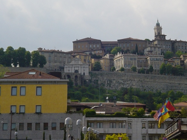 La citta'alta vista da quella bassa