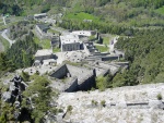 Vista dall'alto del forte S.Carlo e della scala