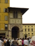 Loggia del Bigallo, vicino al Duomo