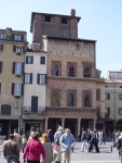 Casa dei Mercanti, e dietro la torre del Sale