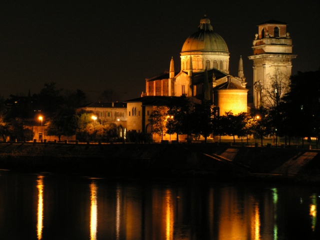 Adige al tramonto